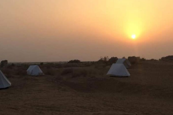 01 Nights Stay Desert Camp